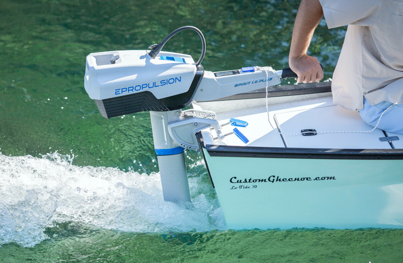 Csendes forradalom a vízen - ePropulsion Spirit 1.0 PLUS
